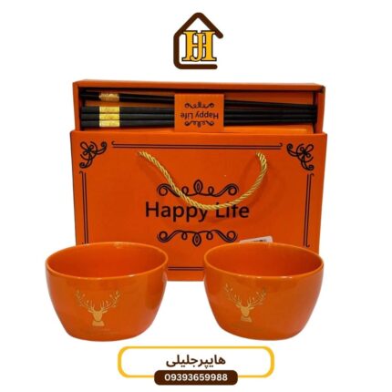 ظرف نودل همراه با چاپستیک